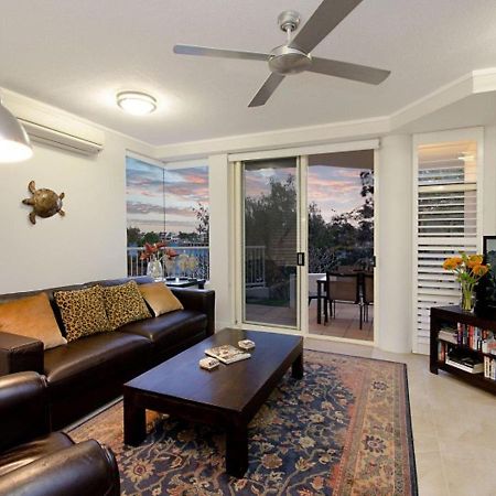 מולולאבה Mariner Cove 1 - Luxurious 2 Bedroom On River By Beach מראה חיצוני תמונה