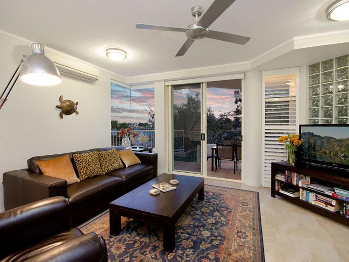 מולולאבה Mariner Cove 1 - Luxurious 2 Bedroom On River By Beach מראה חיצוני תמונה